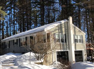 104 Tuftonboro Neck Rd, Mirror Lake, NH 03853