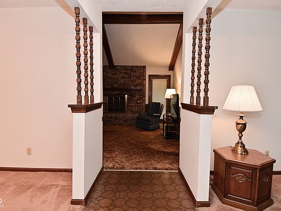 5th image of 6318 Dahlia Dr