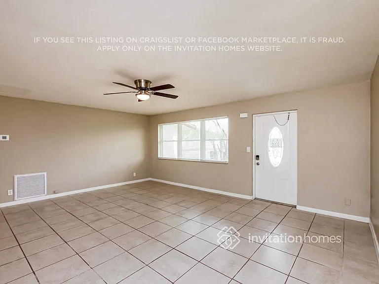 940 SE 5th St — Photo 5