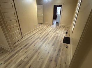 606 E Riverside Dr, Evansville, IN 47713