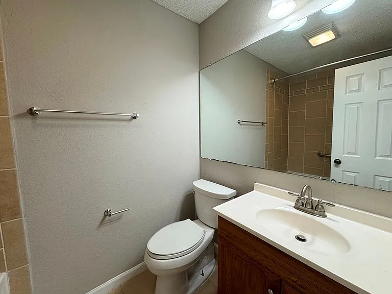 9502 Quail Village Ln — Photo 35