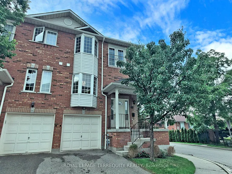 1130 Cawthra Rd #46 — Photo 3