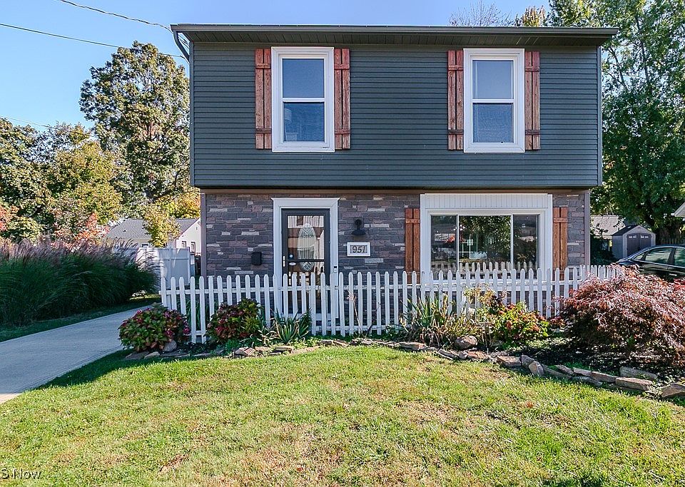 1st image of 951 Shadowrow Ave