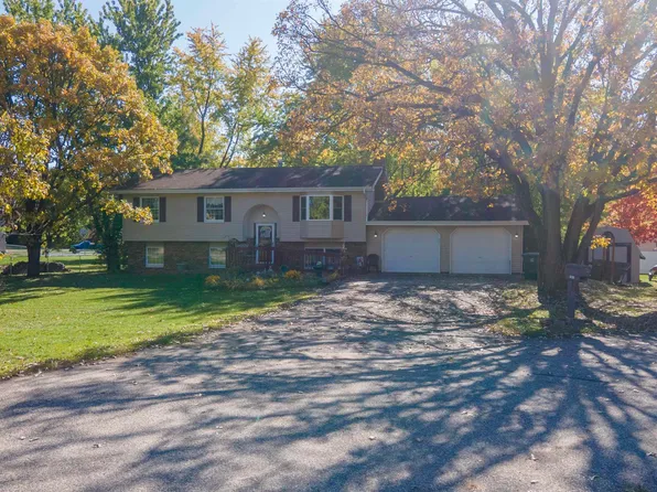 3431 Larry Ct, Plover, WI 54467