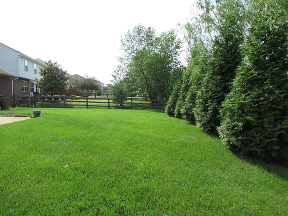 3rd image of 6348 Deermeade Dr