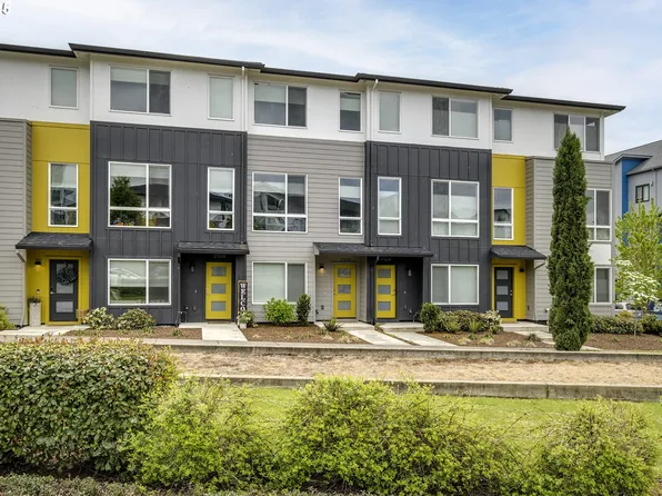 17230 SW Goldcrest Ln, Beaverton, OR 97007