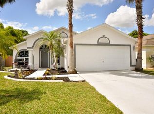 1711 Erin Brooke Dr, Valrico, FL 33594