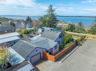 407 S Empire Blvd, Coos Bay, OR