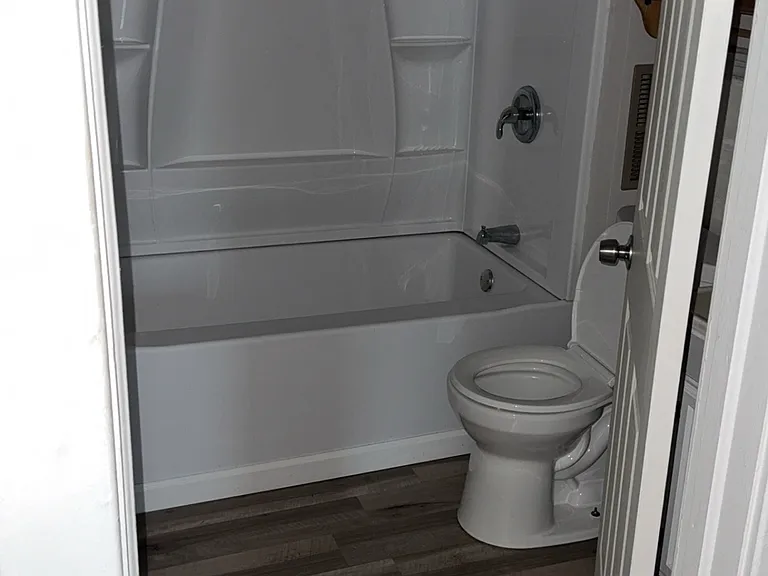 516 Washington Ave #A — Photo 11