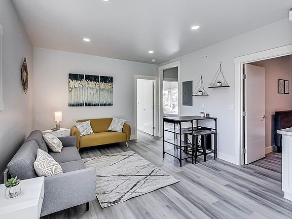 3rd image of 3411 Adeline St #1