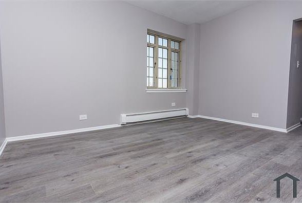 1st image of 7411 S Jeffery Blvd #10A
