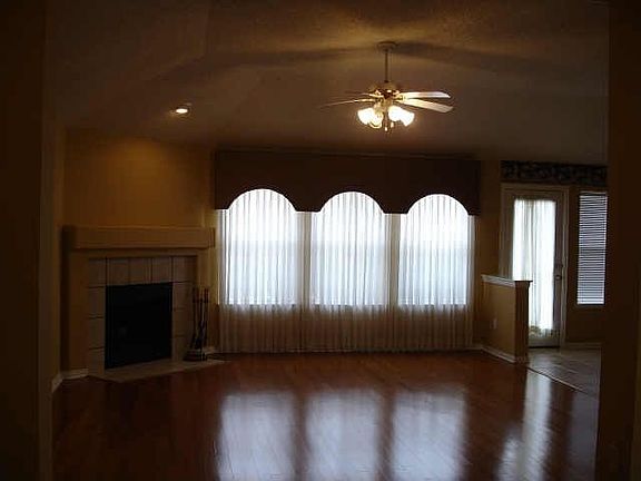 4th image of 2506 Briarbrook Ln