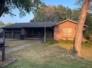 503 S State St, Caney, KS 67333