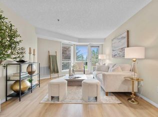 1818 W Simcoe Blvd SW #1203, Calgary, AB T3H 3L9