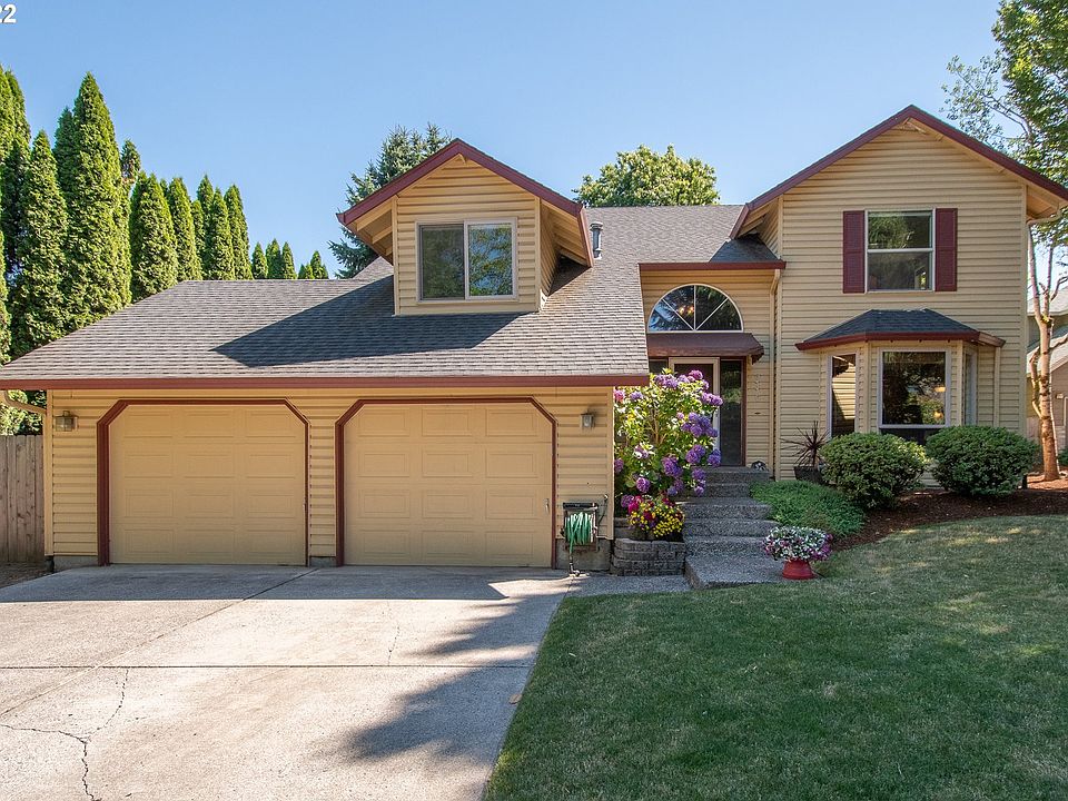 1st image of 3115 NE 97th Cir