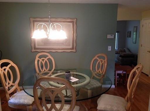 5th image of 14 Gaslight Ln