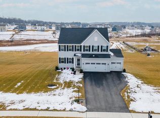 22 Winifred Dr, Hanover, PA 17331