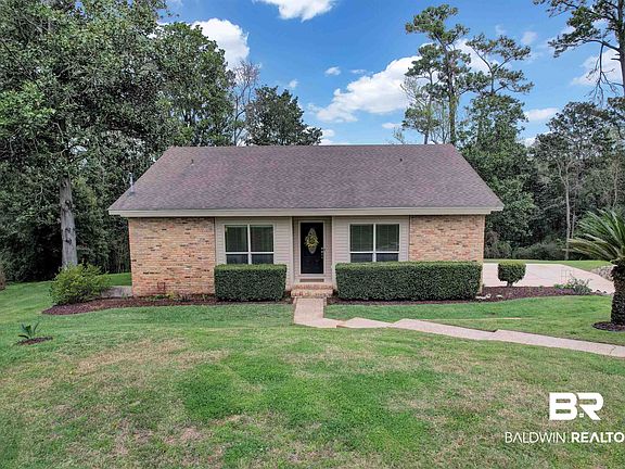 2nd image of 21 Lee Cir