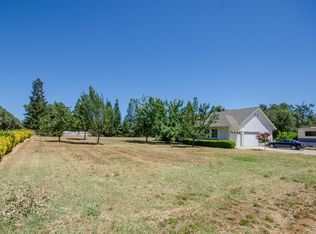 5555 Sandy Rd, Loomis, CA 95650