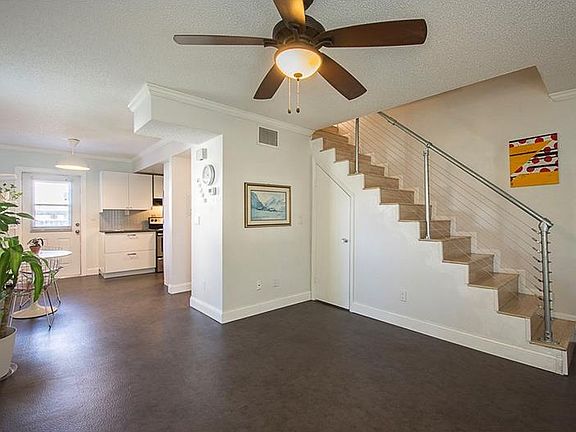 3rd image of 463 75th Ave N