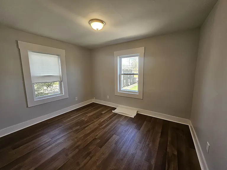 128 Eden Ave #1 — Photo 7