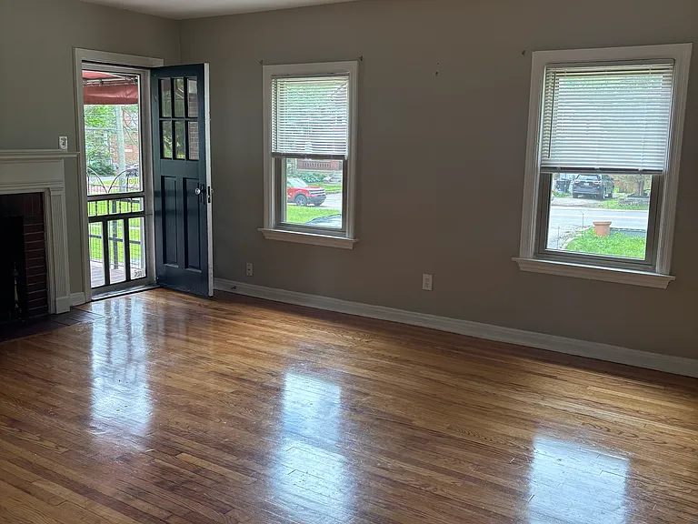 6508 Plainfield Rd — Photo 12