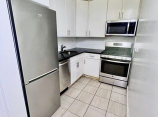 13981 35th Ave APT 3L, Flushing, NY 11354