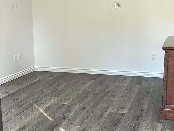 5th image of 6240 Atoll Ave #6240
