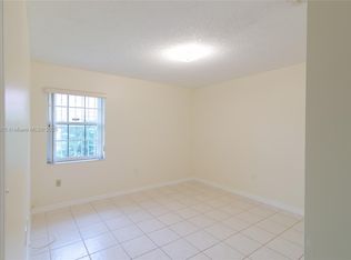 3373 SW 28th Ter #3373, Miami, FL 33133