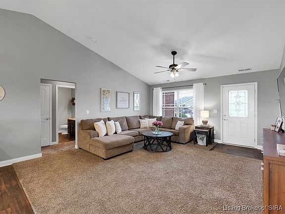 5th image of 8701 Black Oak Drive