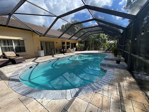 2nd image of 6534 NW 45th Way