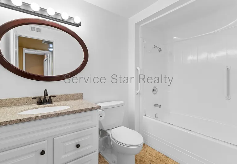 9425 W Rolling Hills Dr — Photo 16