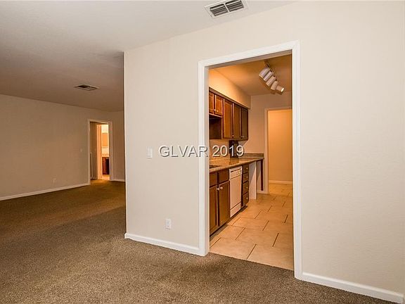 3rd image of 2819 Geary Pl Unit 2704