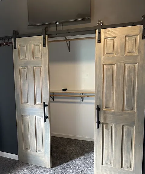 Primary bedroom closet