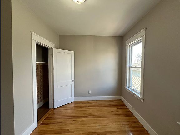 2nd image of 36 Derby St #3