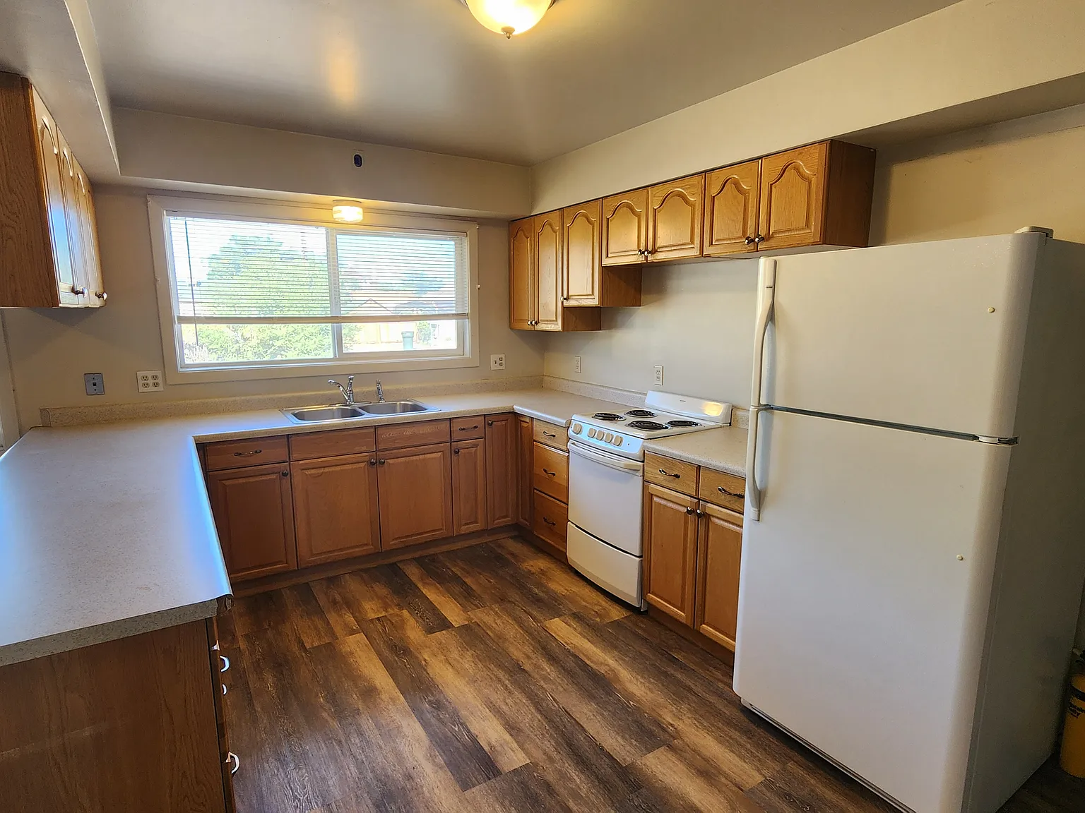 525 Hastings St — Photo 4