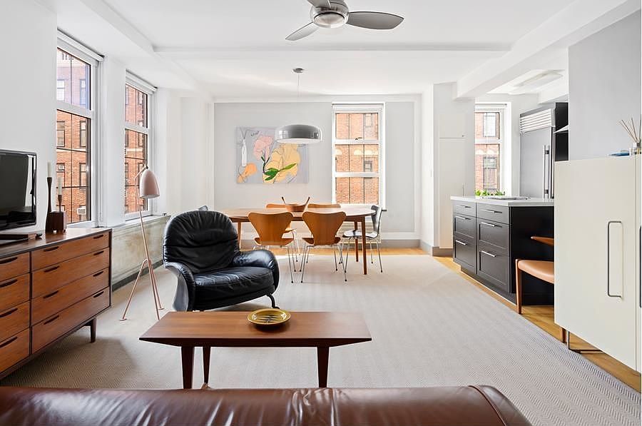 1st image of 470 W 24th St APT 14A