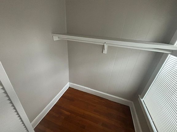 5th image of 91 E Park St APT 5