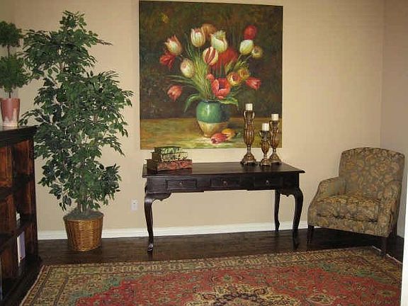 5th image of 2065 Lake Forest Dr