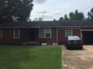 1305 Liberty Rd, Moscow, TN 38057