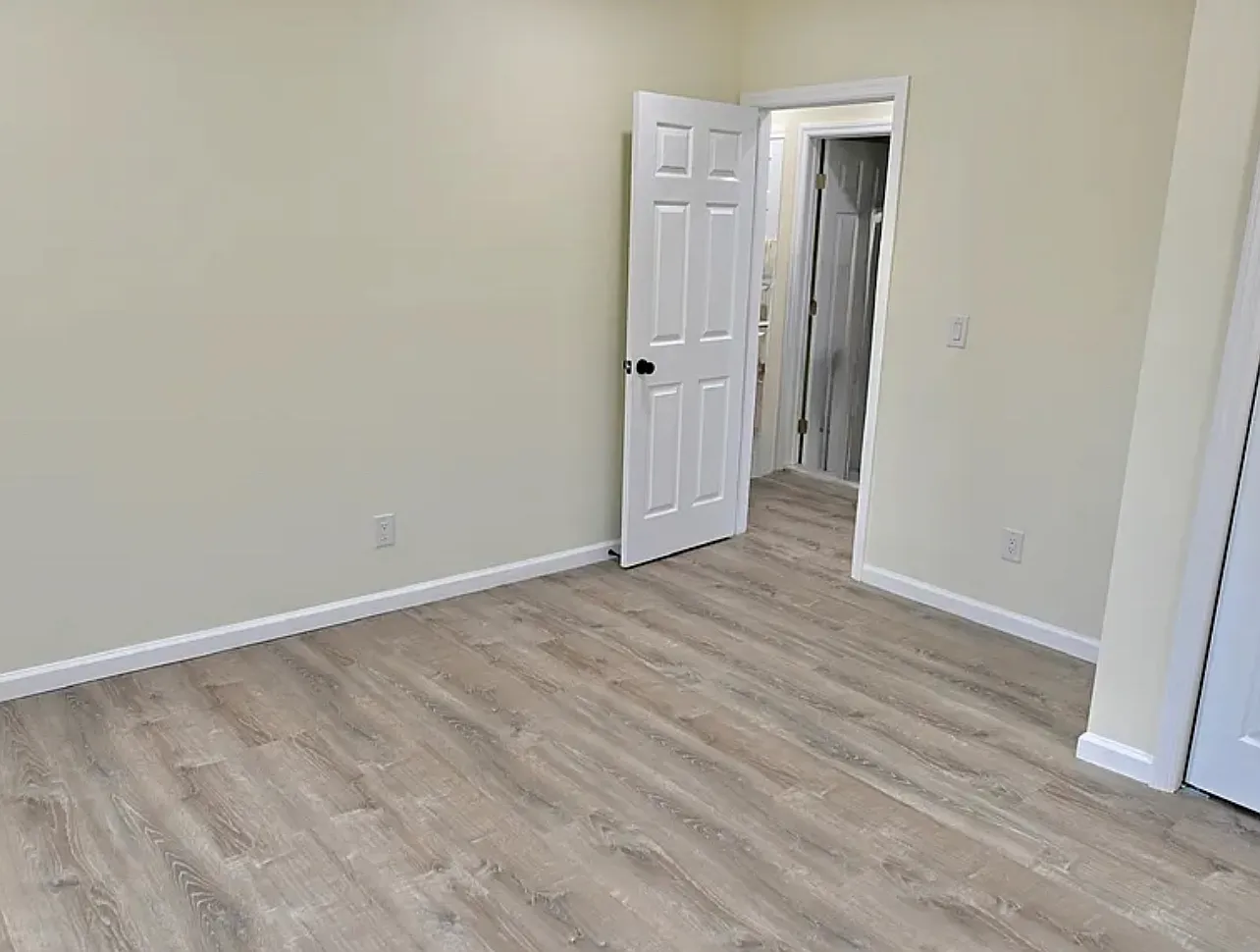 3 bed, $3,350 — Photo 3