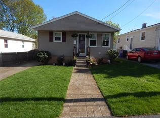 18 Wendell St, North Providence, RI 02911