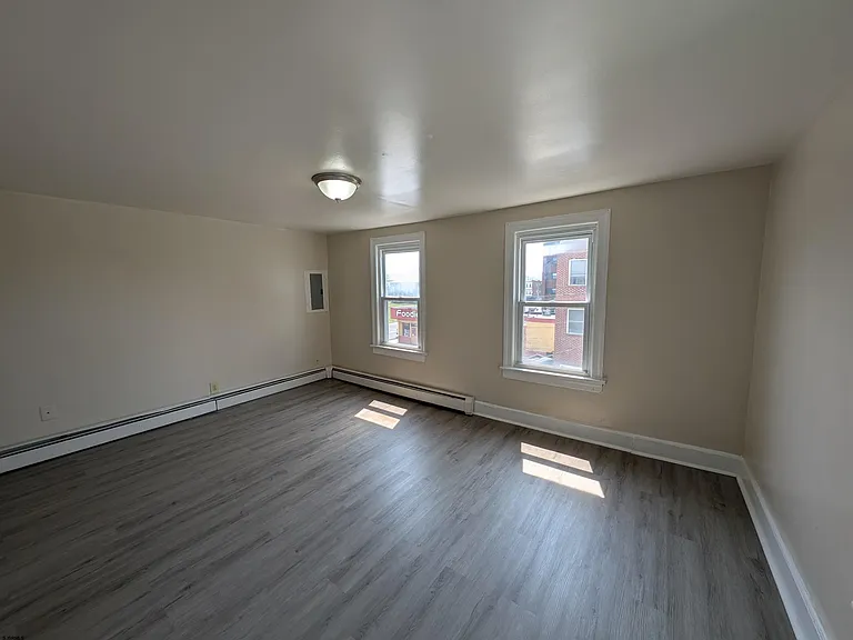 203 N South Carolina Ave — Photo 7