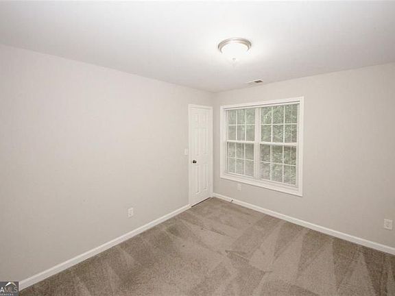 2nd image of 365 Hunt Creek Dr