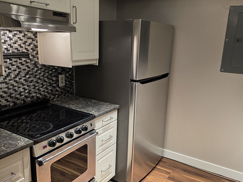 1st image of 1960 S Xanadu Way APT 203