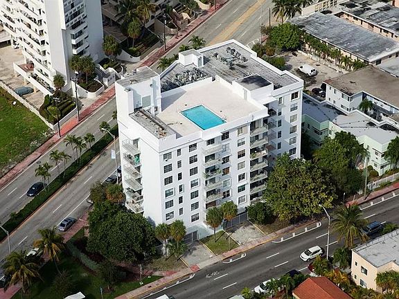 3rd image of 6801 Indian Creek Dr APT 601