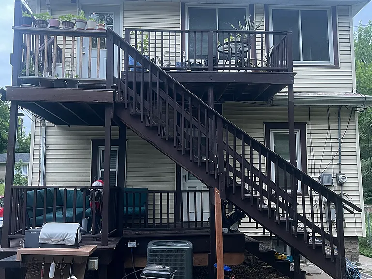 119 Wyoming St E — Photo 8