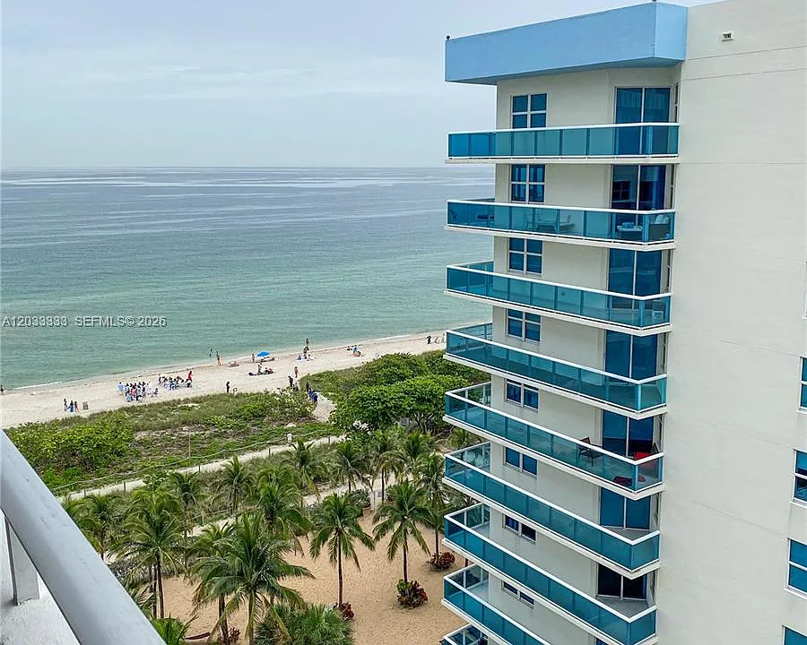 9225 Collins Ave #1206