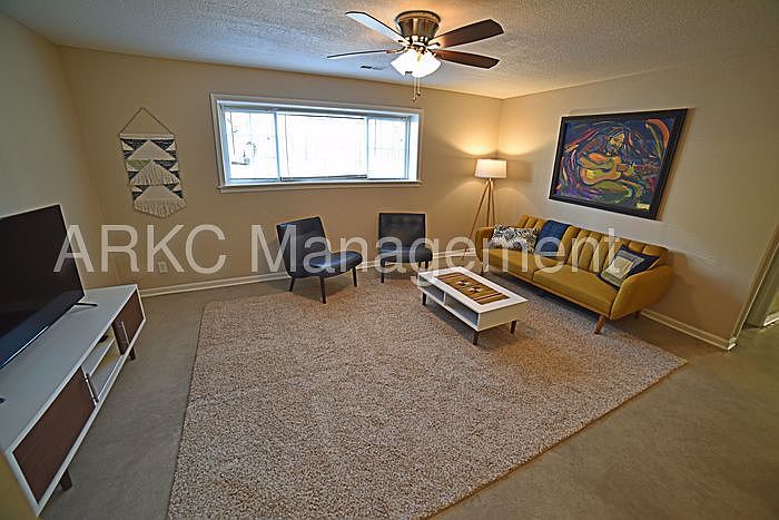 1st image of 3645 Warwick Blvd APT 17