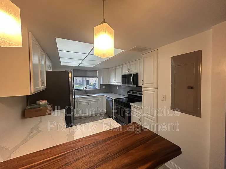 780 S Village Dr N #103 — Photo 3